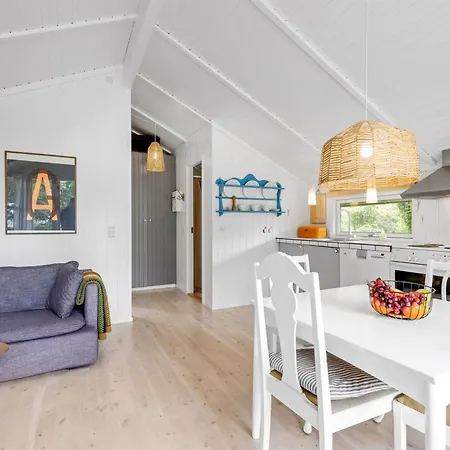 Ferienhaus Nnykka - 125m From The Sea By Interhome